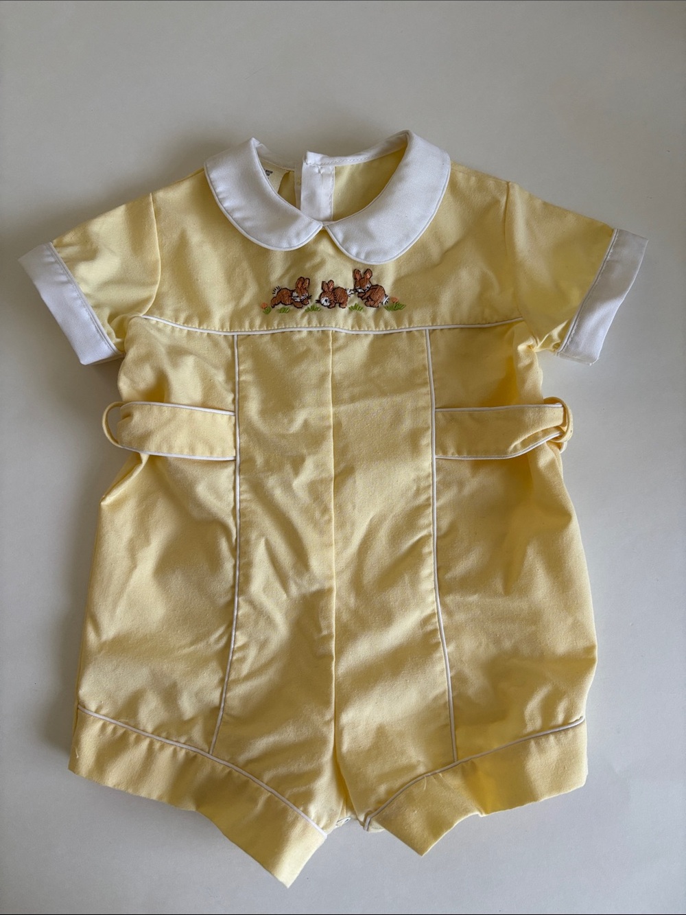 Vintage Baby Yellow Romper Embroidered Bunnies Peter Pan Collar Size 6-9 Months